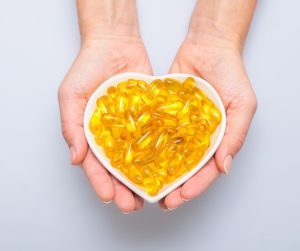 omega 3 mastné kyseliny obsiahnuté v rybom oleji môžu mať prospešný vplyv na zrážanie krvi a zdravie srdca